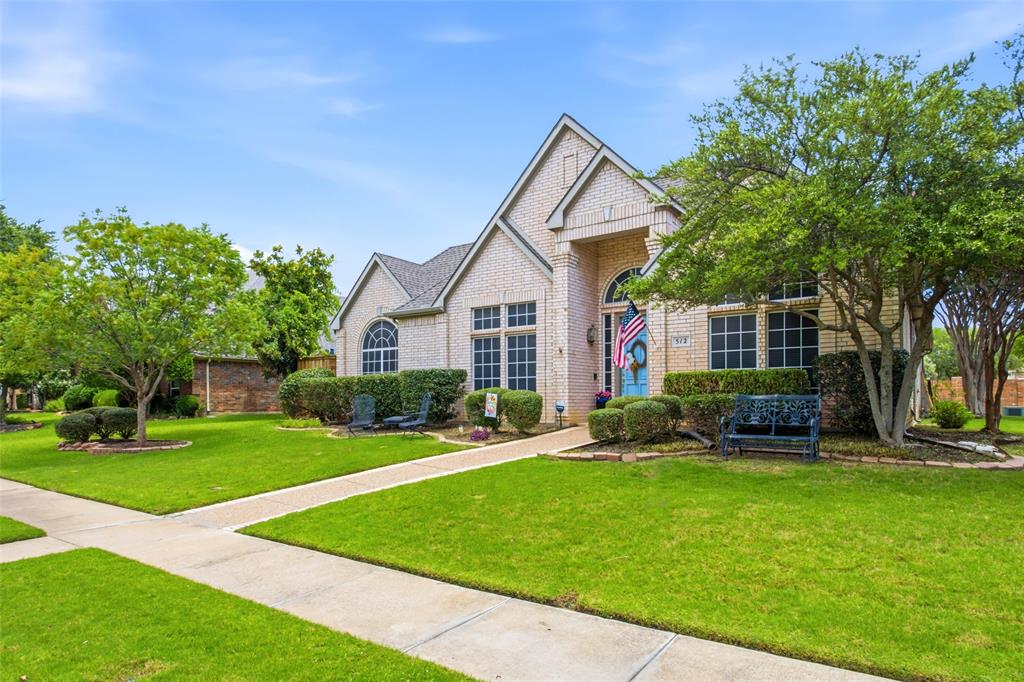 512 Wellington Road