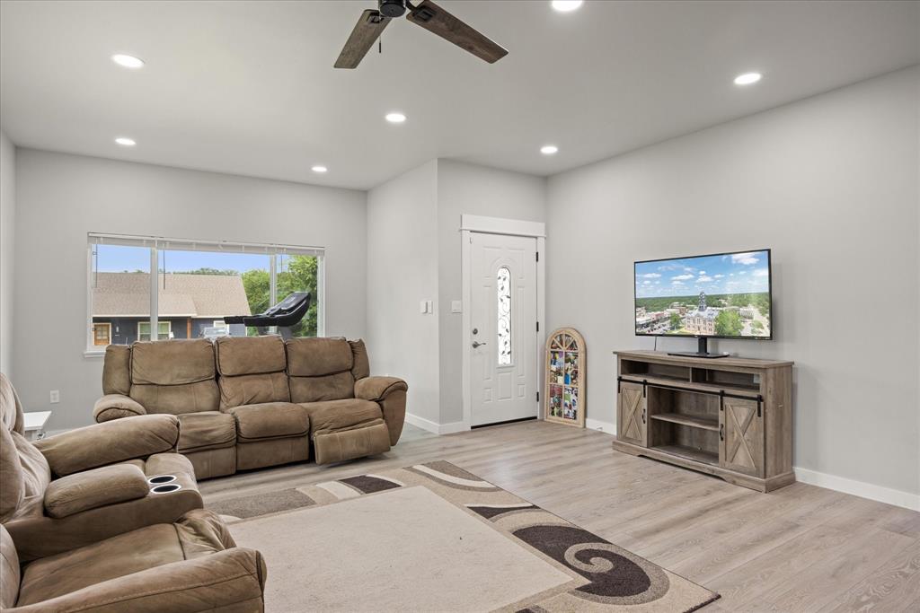 Lakeside Hills - Residential