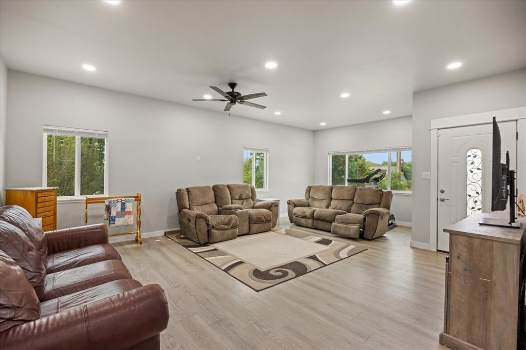 Lakeside Hills - Residential