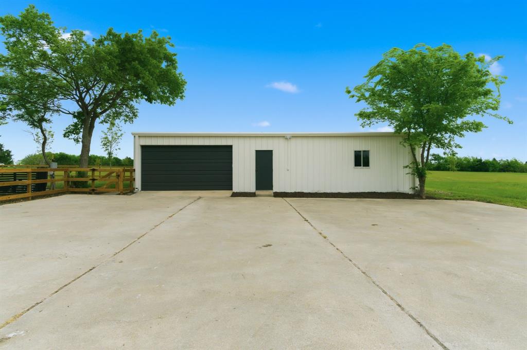 6638 County Road 1103, Celina, TX, 75009, USA, 5 Bedrooms Bedrooms, ,4 BathroomsBathrooms,Residential,Active,6638 County Road 1103,21349537
