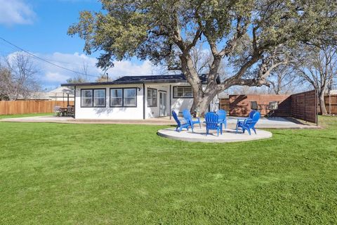 424 Hoot Avenue Possum Kingdom Lake TX 76449