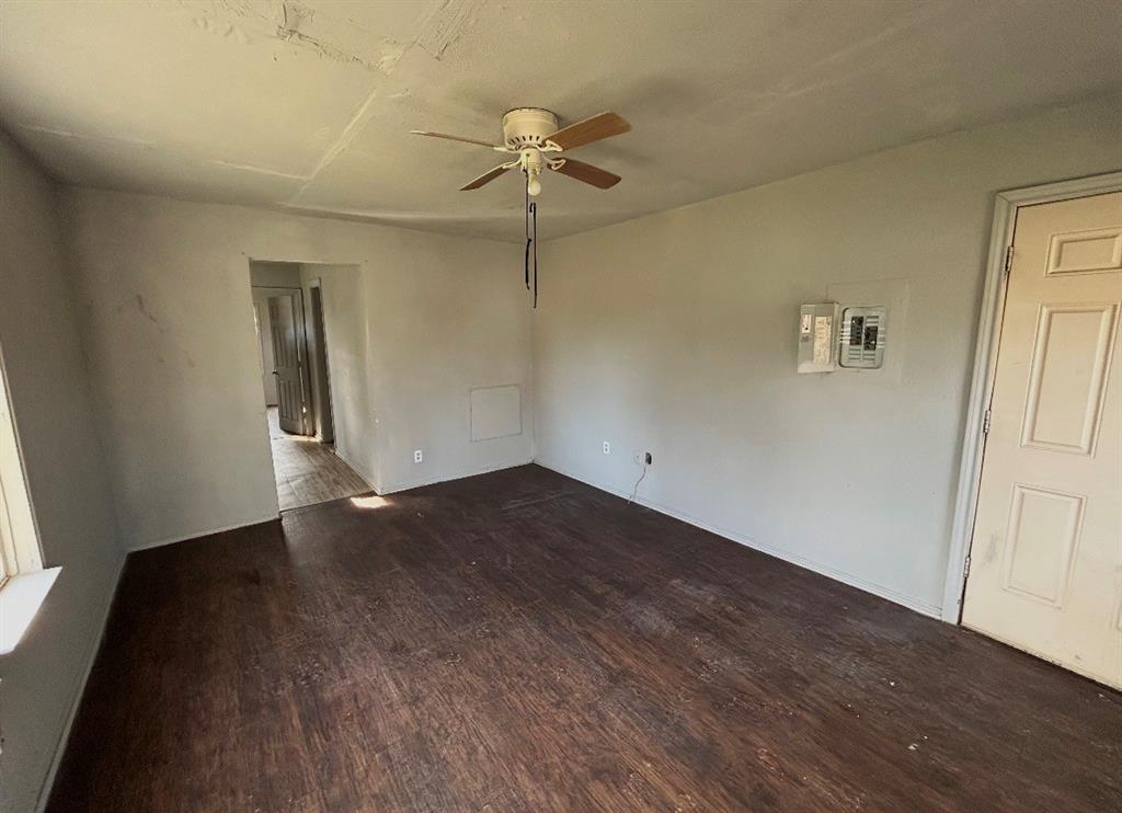 2924 Carter Boulevard W