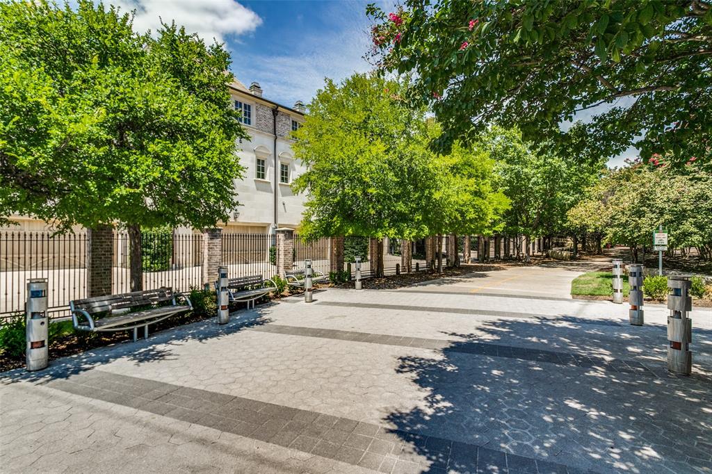 Highland Gates On Katy Trail Condo - Residential