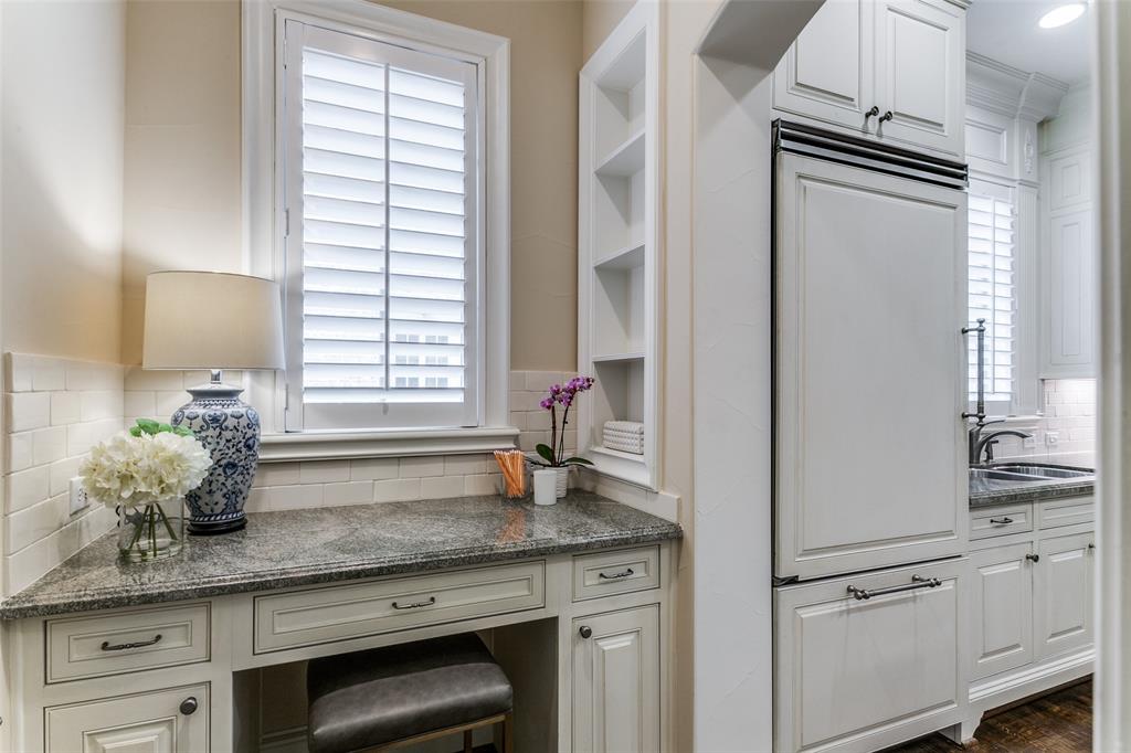 Highland Gates On Katy Trail Condo - Residential