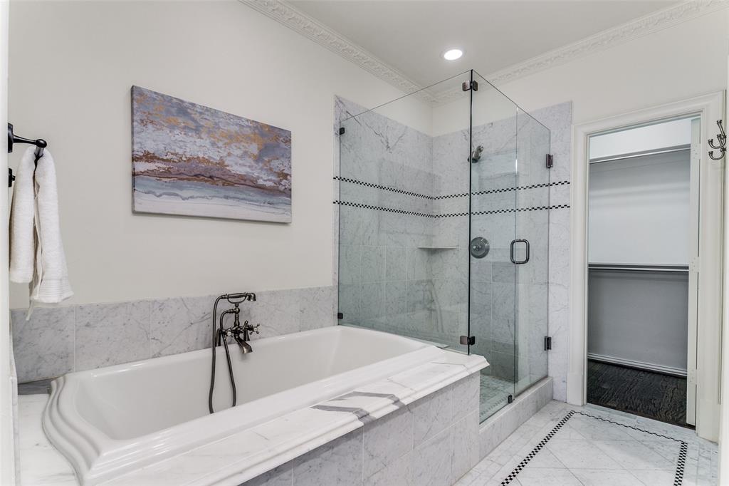 Highland Gates On Katy Trail Condo - Residential