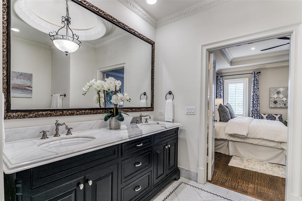 Highland Gates On Katy Trail Condo - Residential