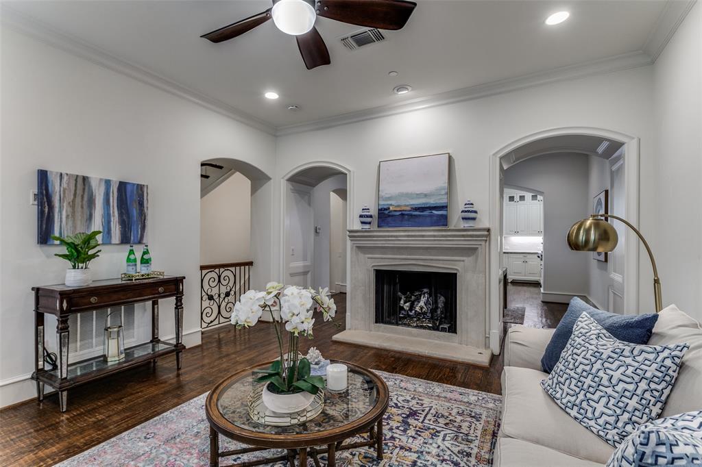 Highland Gates On Katy Trail Condo - Residential