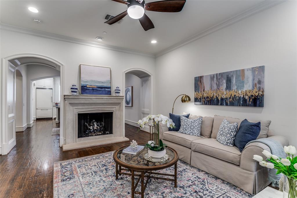 Highland Gates On Katy Trail Condo - Residential