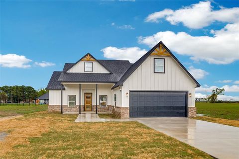 Photo of 104 Pitchfork Ranch Road, Trinidad, TX 75163 (MLS # 21207343)