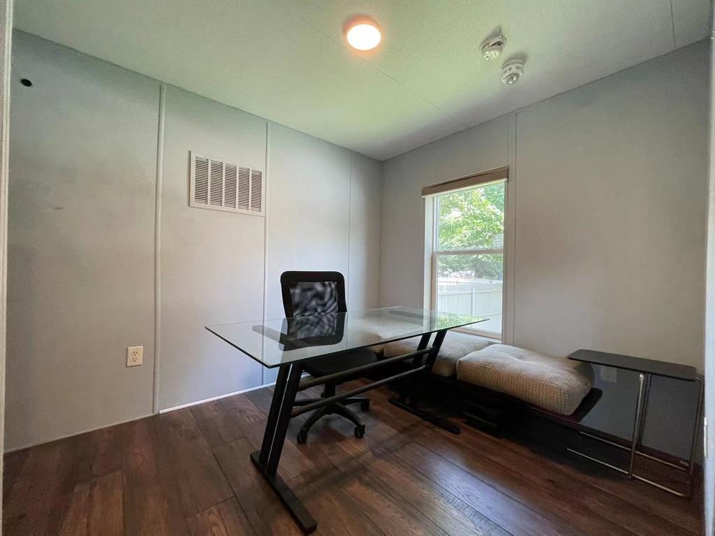 Lavon Lake Lodges First Instl - Residential