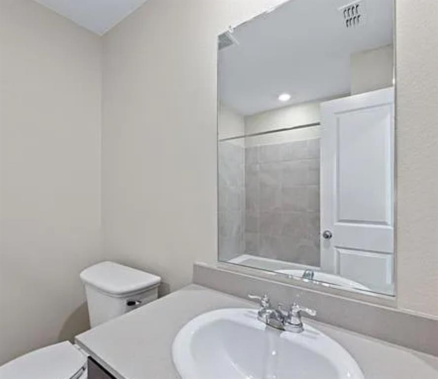 Risinger Court Condos - Residential