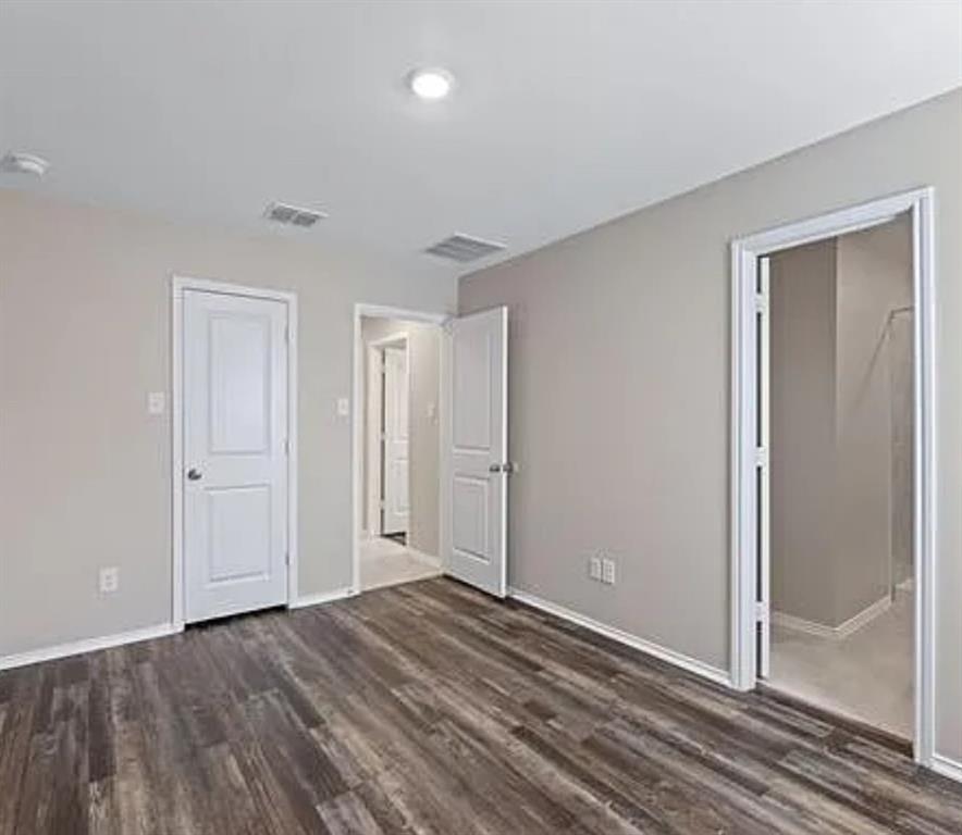 Risinger Court Condos - Residential