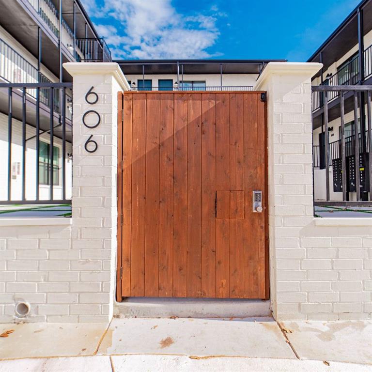 Oak Cliff Add - Residential Lease