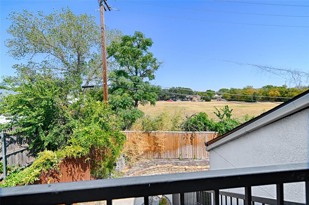 Photo of 13219 Emily Road #4201D, Dallas, TX 75240 (MLS # 21420294)