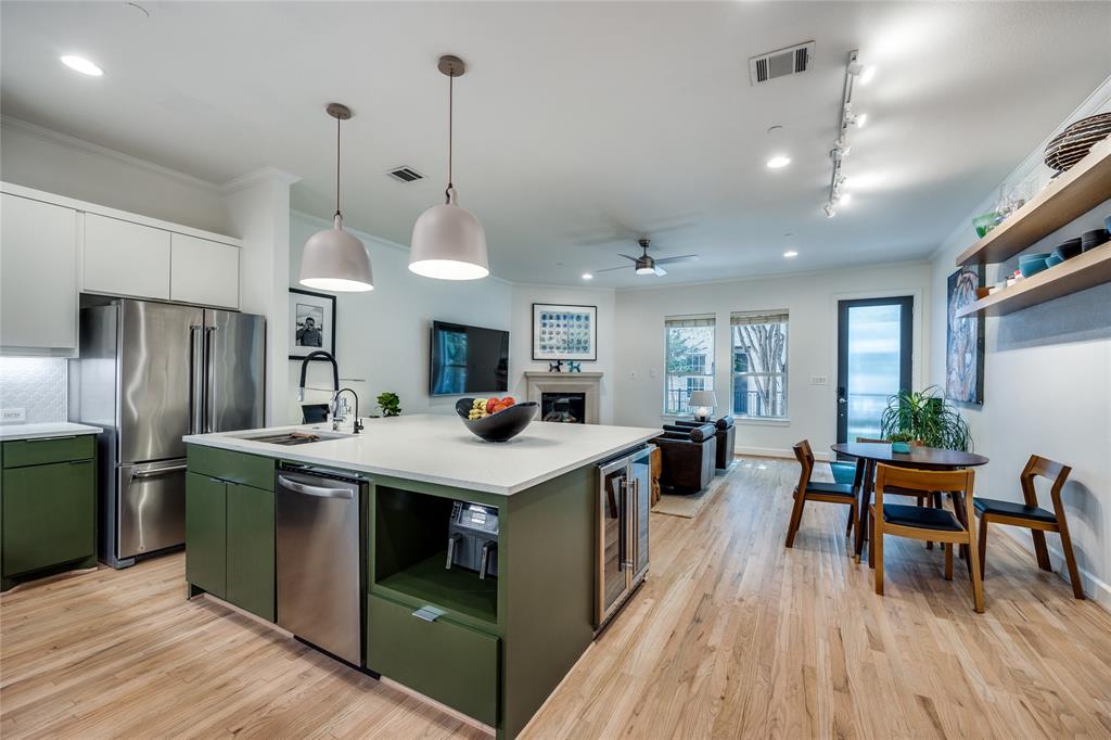 7333 Valley View Lane 302