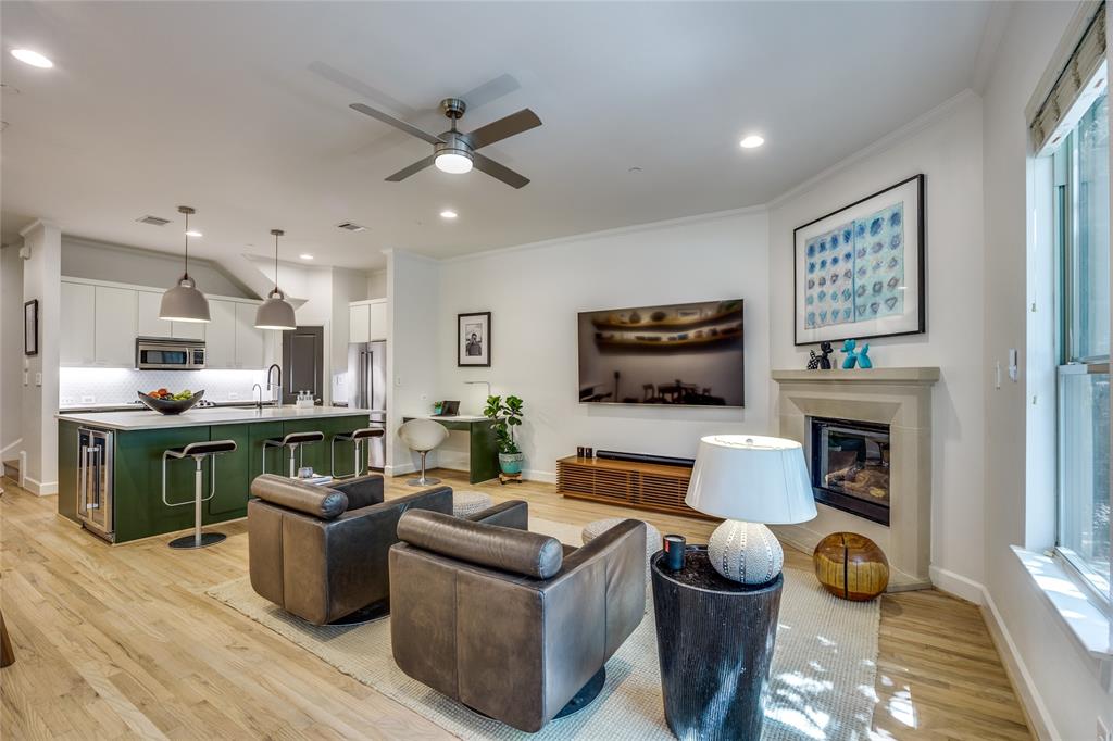 7333 Valley View Lane 302