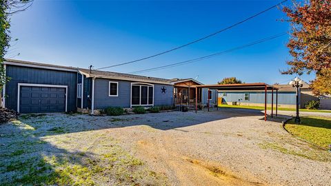 A home in Granbury