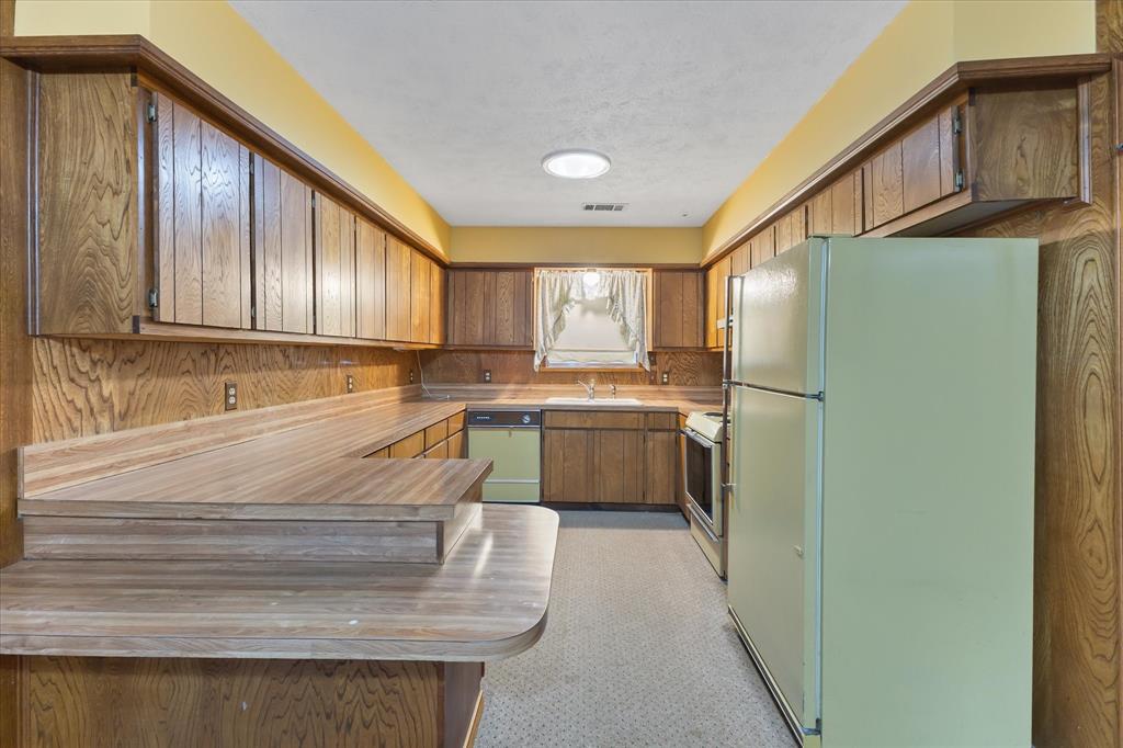 Grove Oaks - Residential