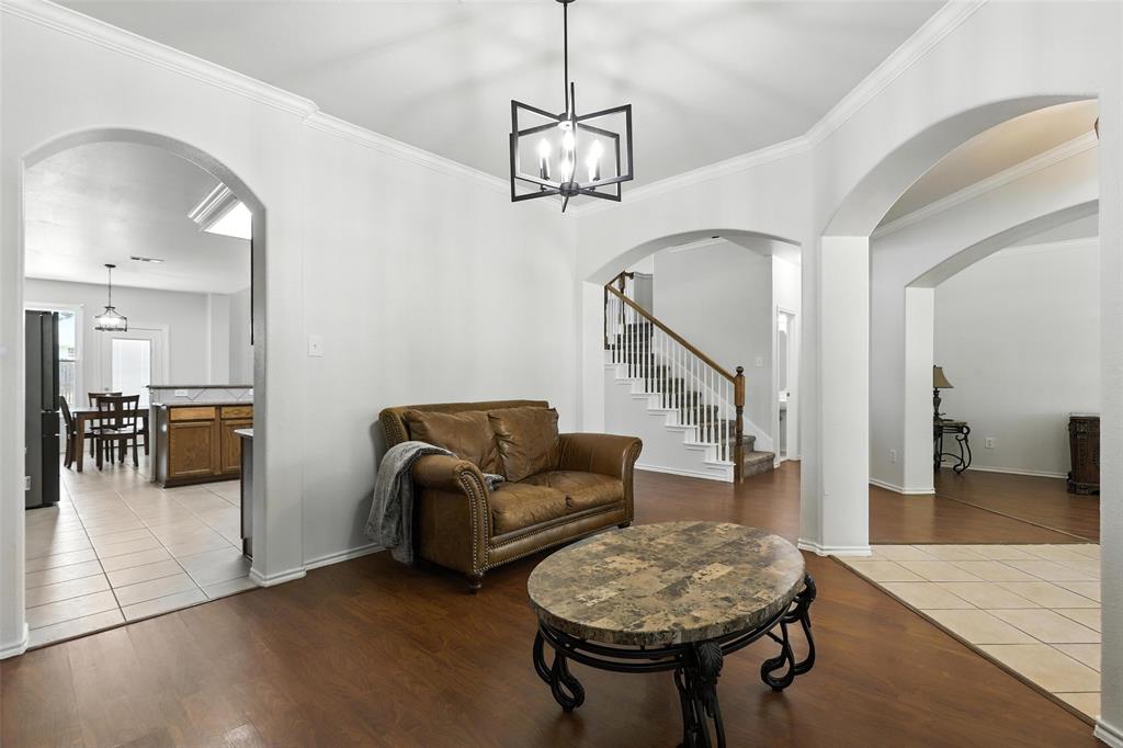 708 Crockett Drive