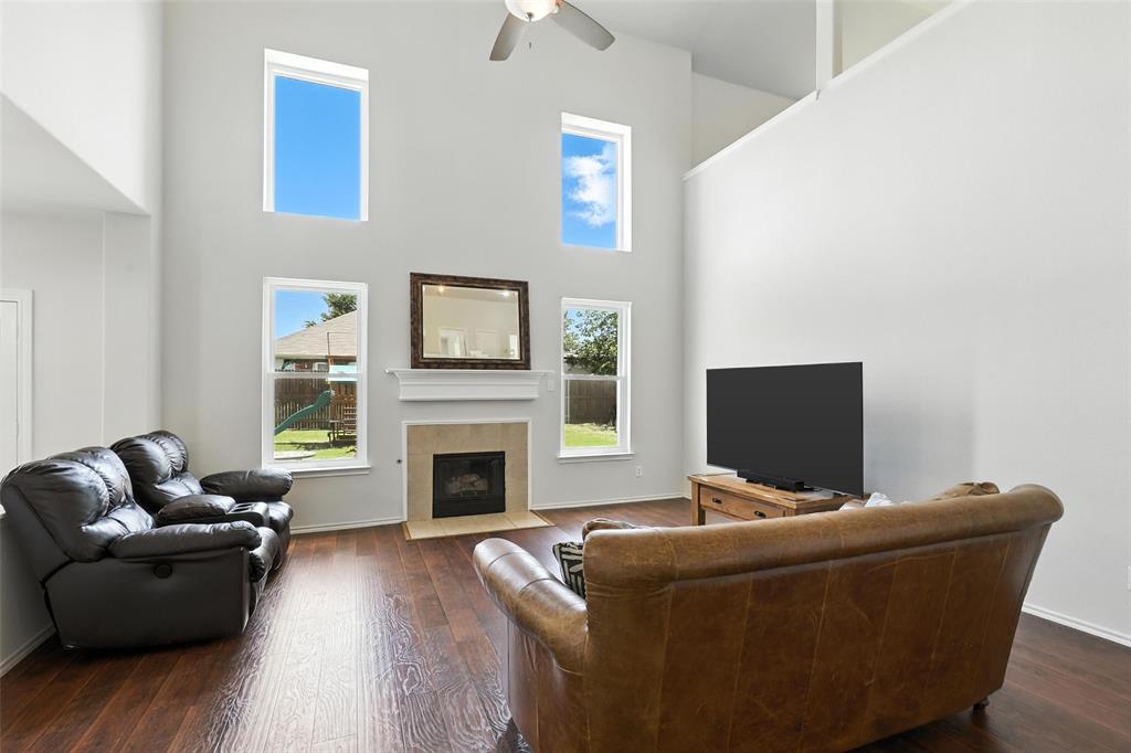 708 Crockett Drive