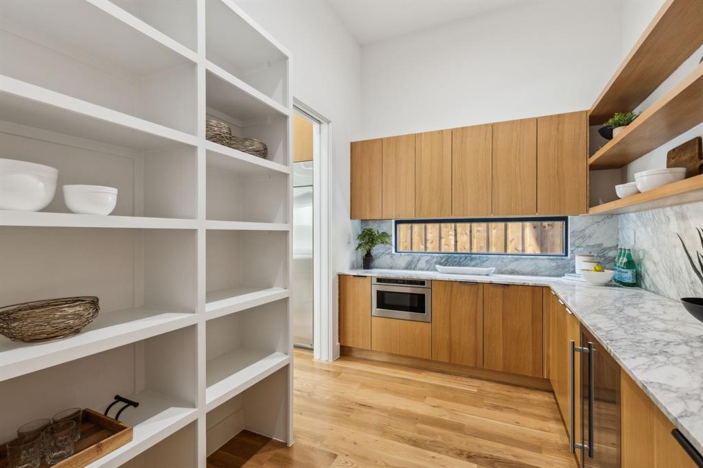 Ross Ave Annex - Residential