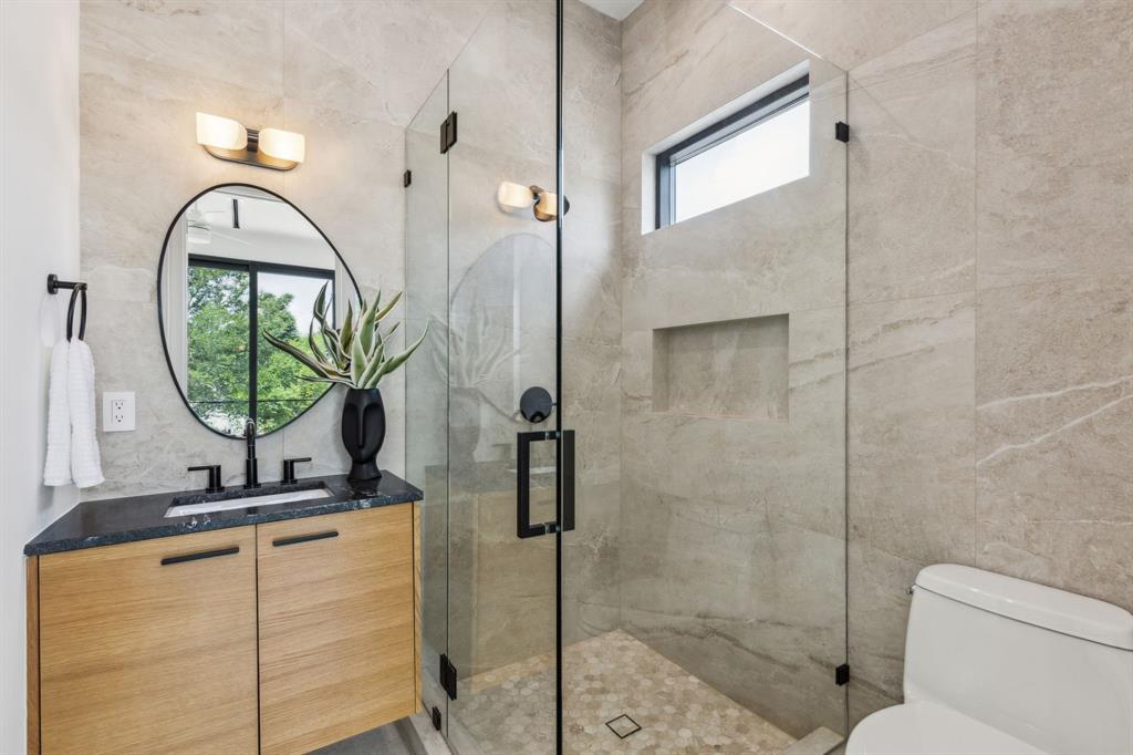 Ross Ave Annex - Residential