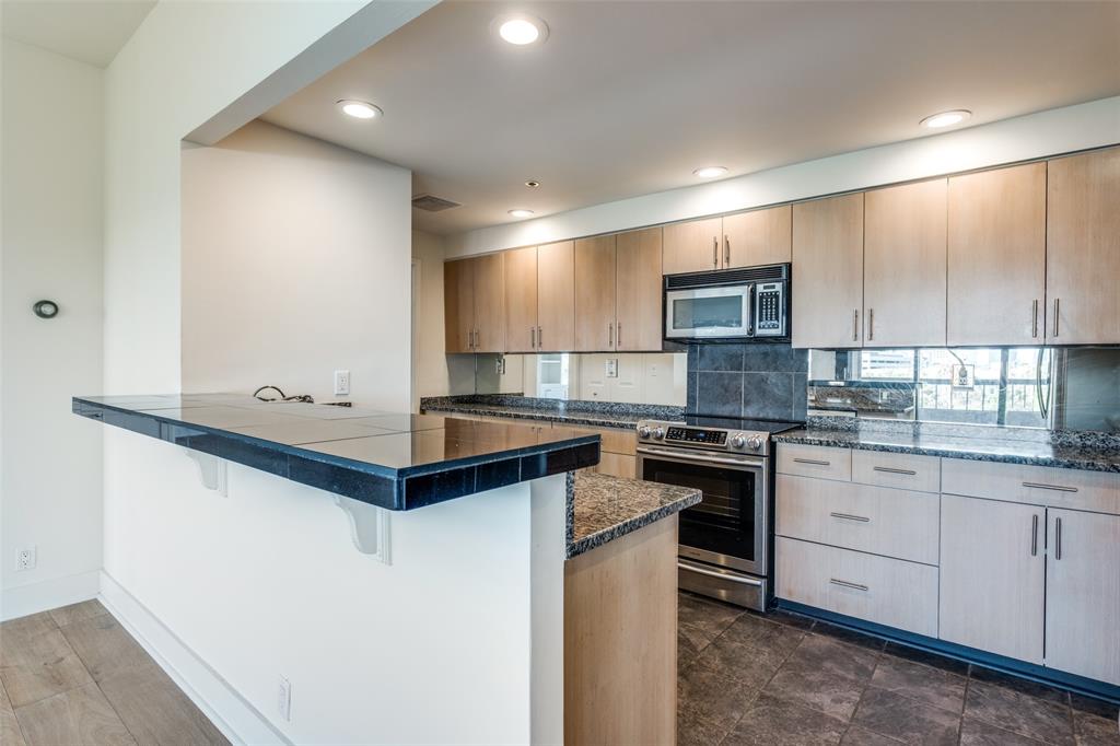 Latour Condo - Residential Lease