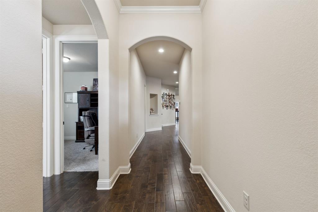 2504 Moores Landing