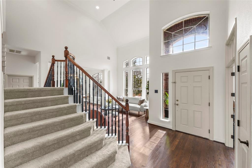 1998 Lake Forest Drive