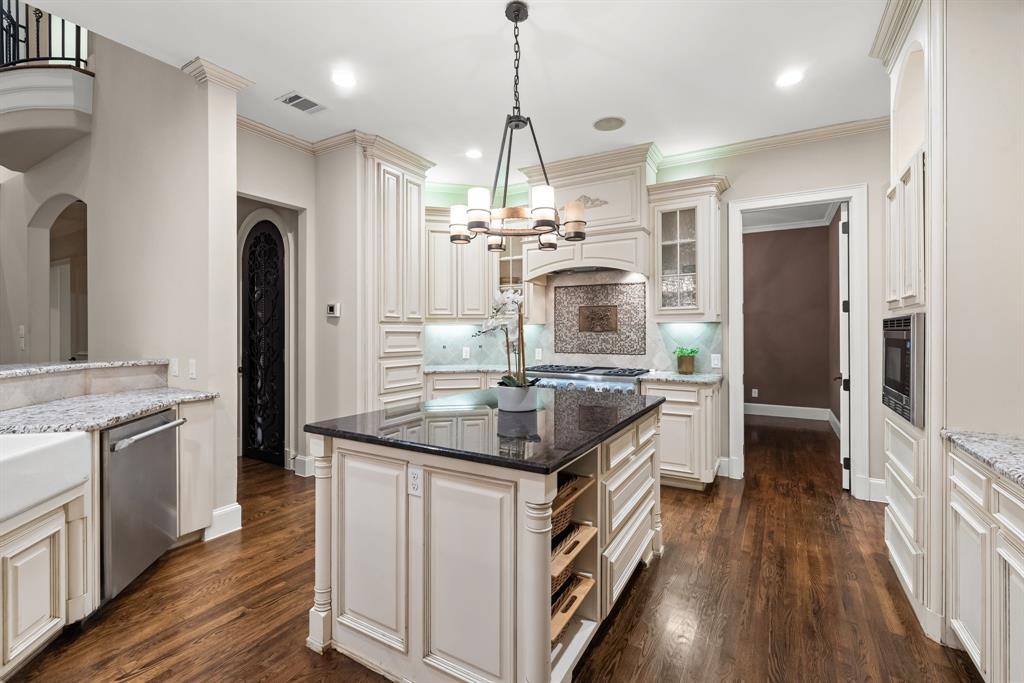 Shadow Wood Estates - Residential