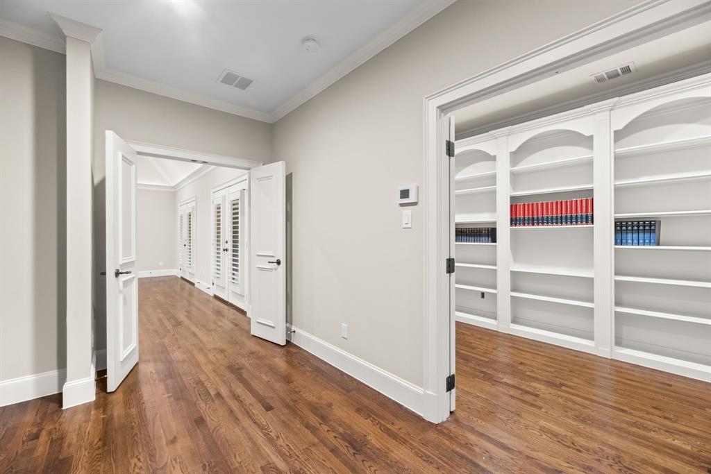 Shadow Wood Estates - Residential