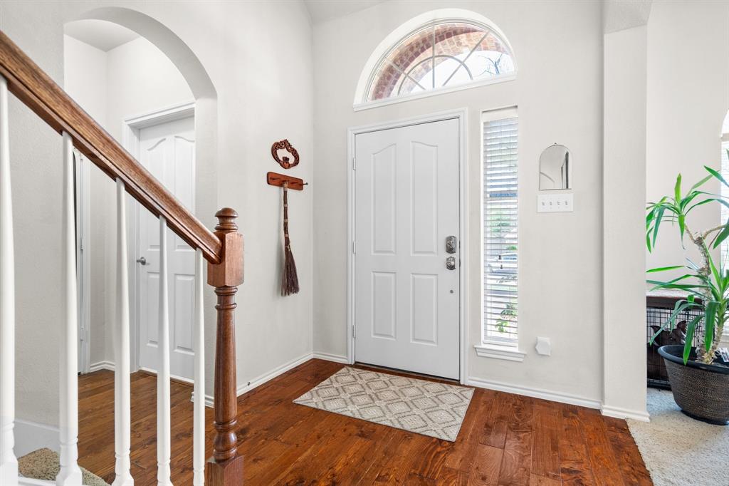 5513 Paloma Court