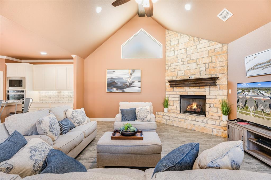 Fountain Village - Residential