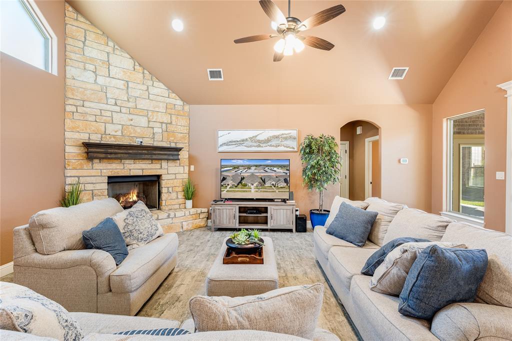 Fountain Village - Residential