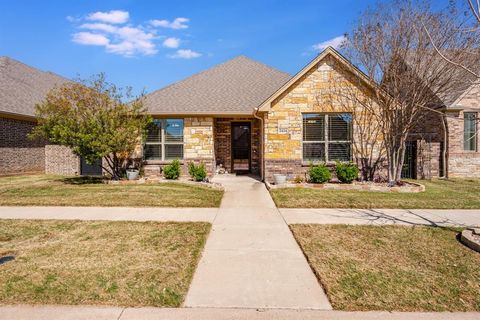 3414 Fountain Way Granbury TX 76049