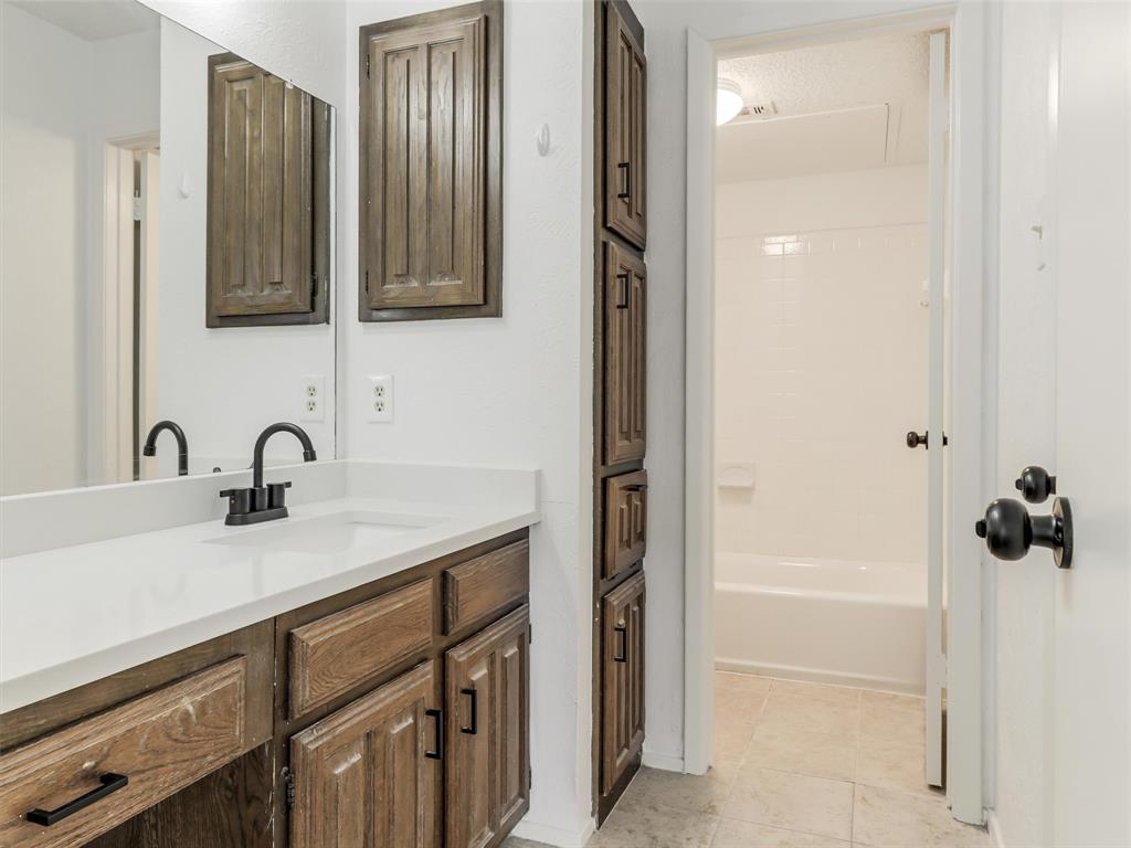 Richardson Crossing Condo - Residential