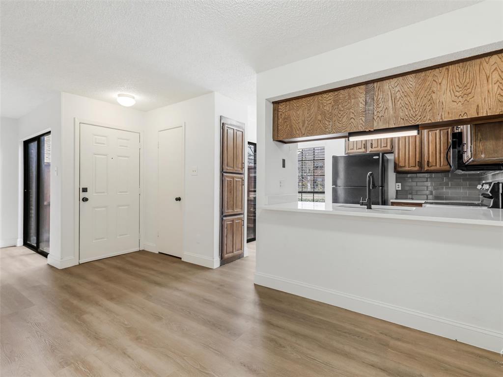 Richardson Crossing Condo - Residential