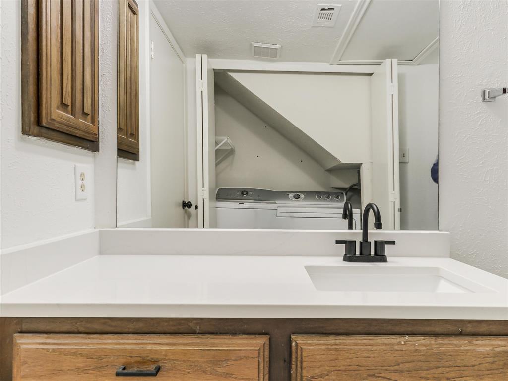 Richardson Crossing Condo - Residential