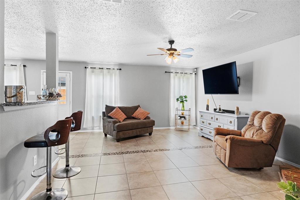 8709 Hunters Creek Drive