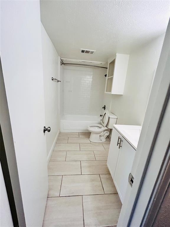 Elmdale - Residential Lease