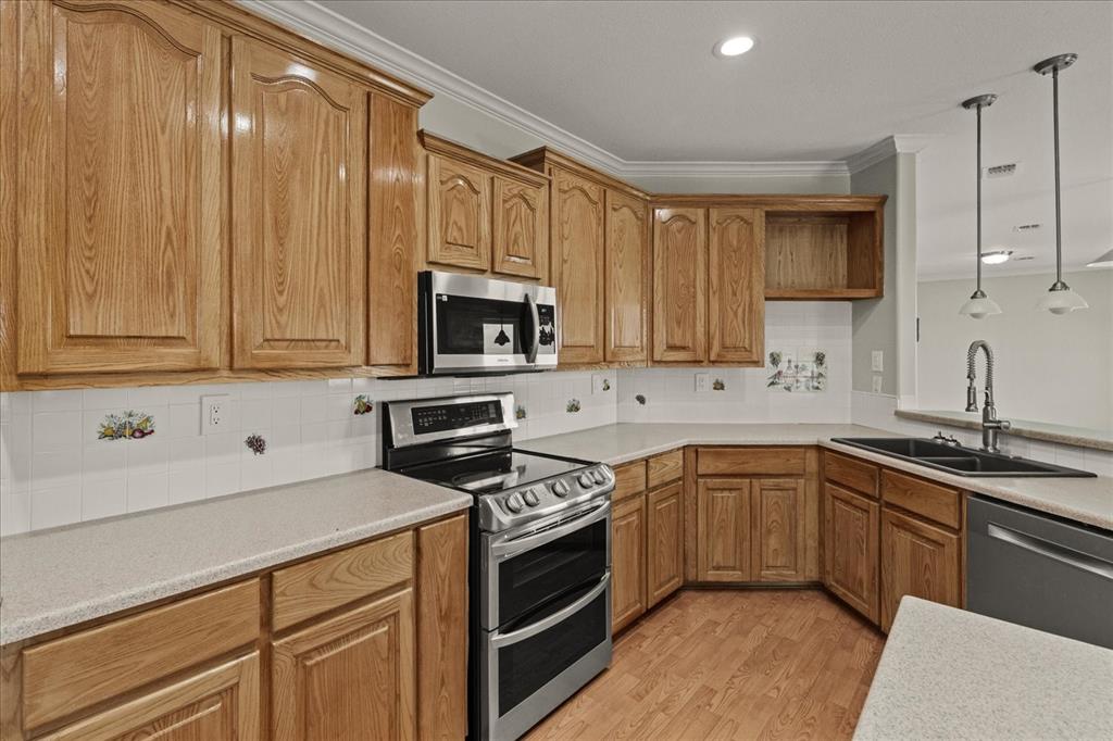 McKinney & Williams - Residential