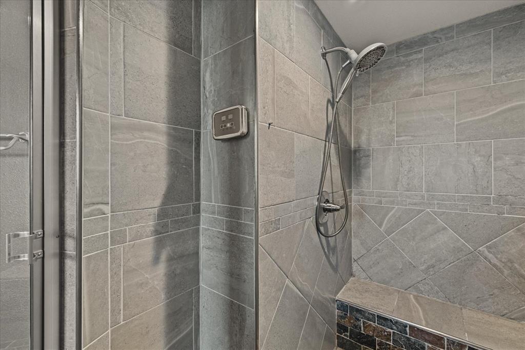 McKinney & Williams - Residential