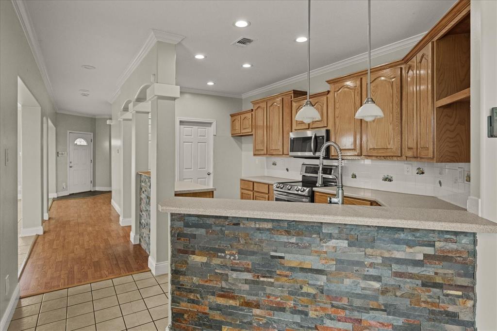 McKinney & Williams - Residential