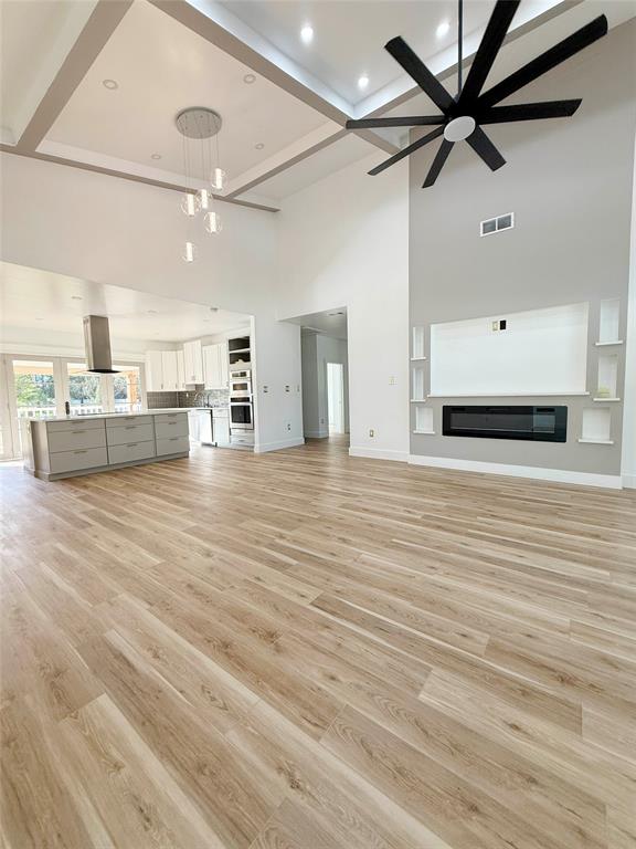 Hyde-A-Way-Valley - Residential