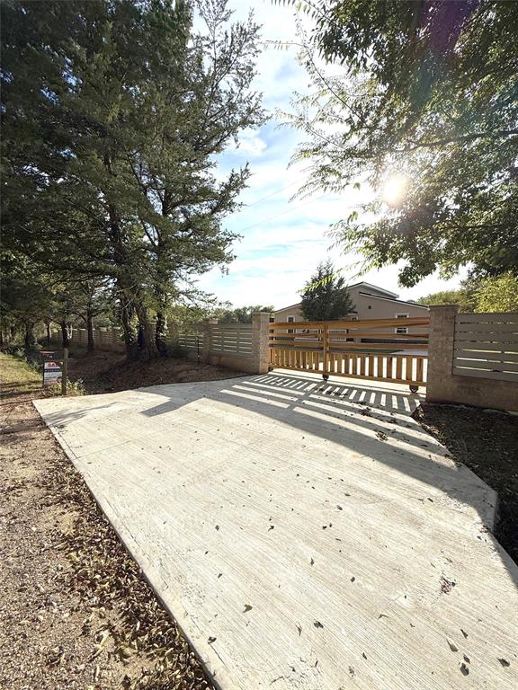 Hyde-A-Way-Valley - Residential