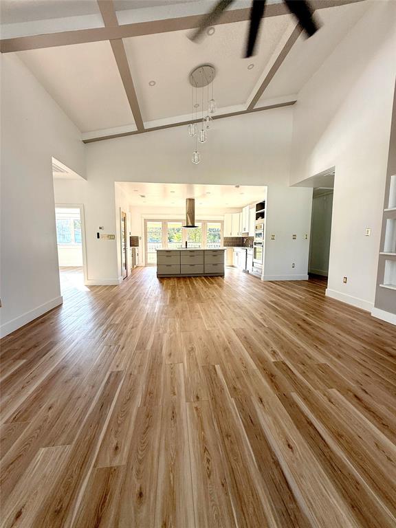 Hyde-A-Way-Valley - Residential