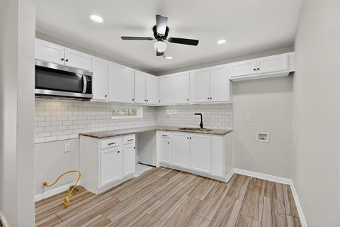 Tiny photo for 745 Clearwood Drive, Dallas, TX 75232 (MLS # 21199986)