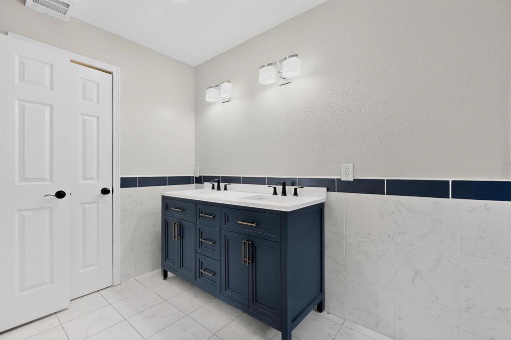 Polk Terrace - Residential