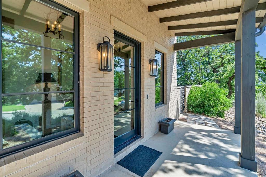 3632 Overlook Manor