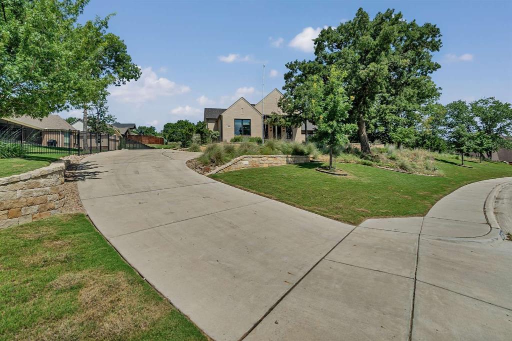3632 Overlook Manor